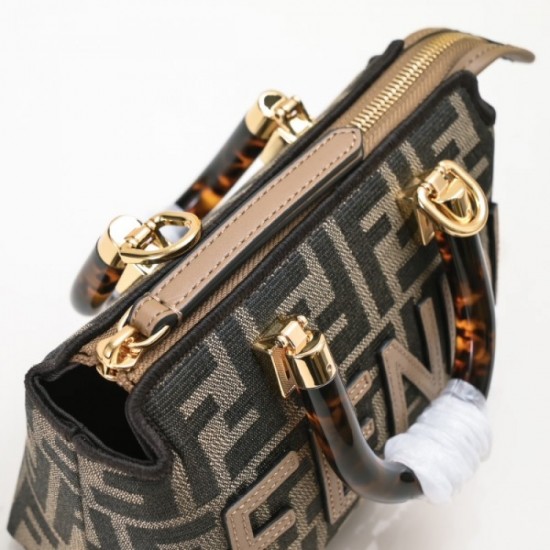 FENDI Fendi Tote Bag 2023SS At the cutting edge of trends FENDI Fendi Tote Bag 2023SS At the cutting edge of trends