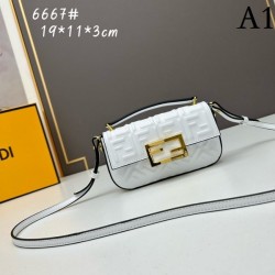 FENDI Fendi shoulder bag 2023SS summer new work to keep an eye on