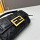 FENDI Fendi shoulder bag 2023SS summer new work to keep an eye on FENDI Fendi shoulder bag 2023SS summer new work to keep an eye on
