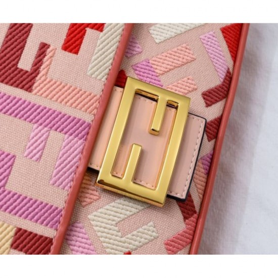 FENDI Tote Bag 2023FW Hard-to-find item sold out in Japan FENDI Tote Bag 2023FW Hard-to-find item sold out in Japan