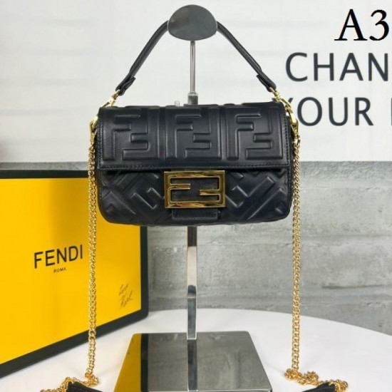 FENDI Tote Bag 2023FW This season's hottest trends FENDI Tote Bag 2023FW This season's hottest trends
