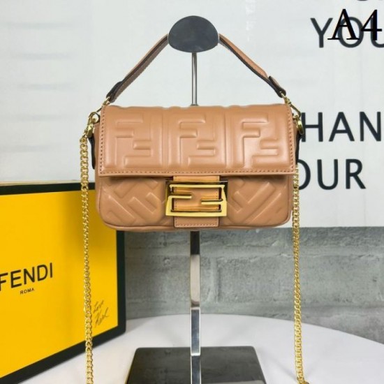FENDI Tote Bag 2023FW This season's hottest trends FENDI Tote Bag 2023FW This season's hottest trends