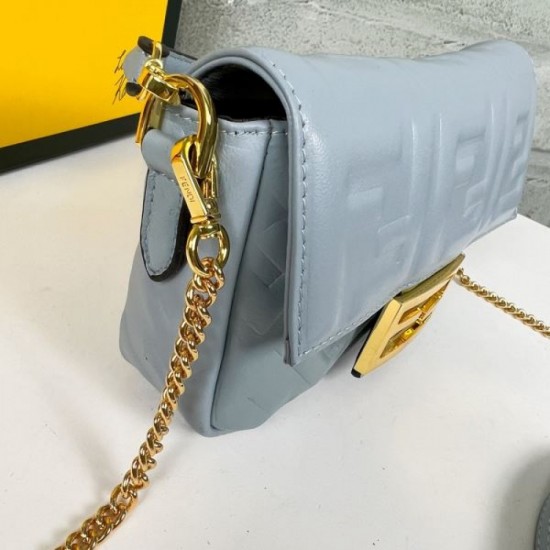 FENDI Tote Bag 2023FW This season's hottest trends FENDI Tote Bag 2023FW This season's hottest trends