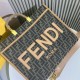 FENDI Tote Bag 2023FW Will be useful for this fall/winter coordination FENDI Tote Bag 2023FW Will be useful for this fall/winter coordination