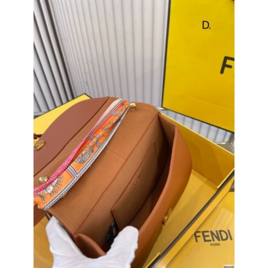 FENDI shoulder bag 2023FW trend style FENDI shoulder bag 2023FW trend style