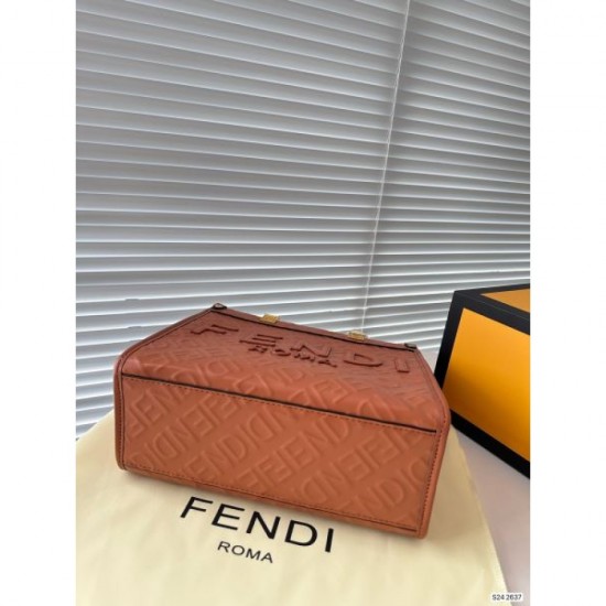 FENDI Tote Bag 2023FW New Limited First come, first served FENDI Tote Bag 2023FW New Limited First come, first served