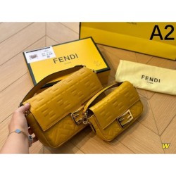 FENDI tote bag 2023FW new product suddenly reduced price!