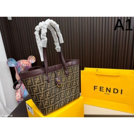 FENDI Tote Bag 2023FW A new masterpiece with high demand FENDI Tote Bag 2023FW A new masterpiece with high demand