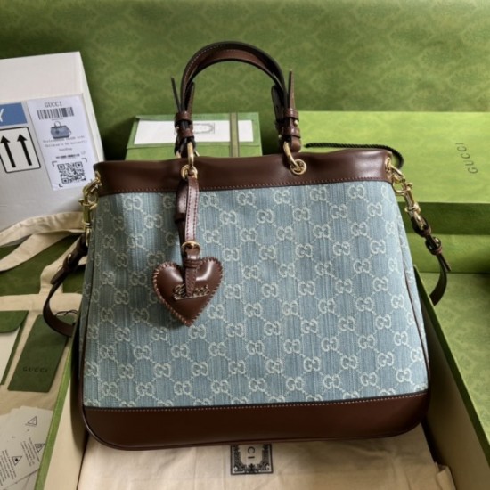 GUCCI Gucci Tote Bag 2023SS Essential item for this summer GUCCI Gucci Tote Bag 2023SS Essential item for this summer