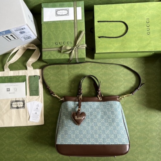 GUCCI Gucci Tote Bag 2023SS Essential item for this summer GUCCI Gucci Tote Bag 2023SS Essential item for this summer