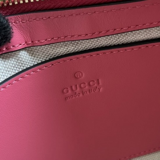 GUCCI Gucci tote bag 2023SS This summer is eye-catching style GUCCI Gucci tote bag 2023SS This summer is eye-catching style