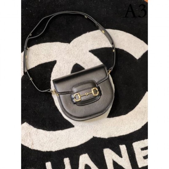 GUCCI Shoulder Bag 2023FW This season's trend item GUCCI Shoulder Bag 2023FW This season's trend item