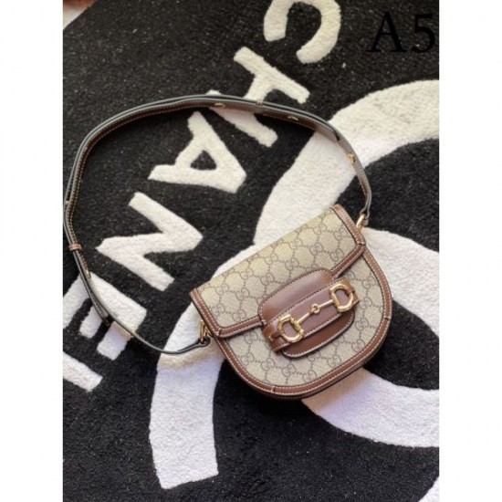 GUCCI Shoulder Bag 2023FW This season's trend item GUCCI Shoulder Bag 2023FW This season's trend item