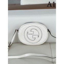 GUCCI Gucci Shoulder Bag 2023FW Popularity still continues