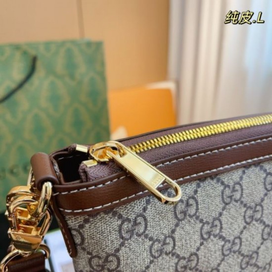 GUCCI Gucci Shoulder Bag 2023FW Top-class item that is popular this season GUCCI Gucci Shoulder Bag 2023FW Top-class item that is popular this season