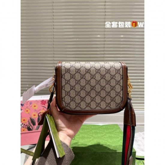 GUCCI Gucci Shoulder Bag 2023FW Very popular first come, first served GUCCI Gucci Shoulder Bag 2023FW Very popular first come, first served