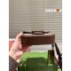 GUCCI Gucci Shoulder Bag 2023FW Very popular first come, first served GUCCI Gucci Shoulder Bag 2023FW Very popular first come, first served