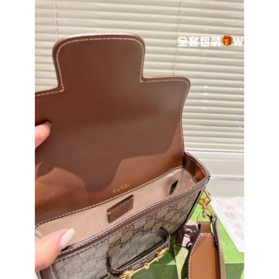 GUCCI Gucci Shoulder Bag 2023FW Very popular first come, first served GUCCI Gucci Shoulder Bag 2023FW Very popular first come, first served