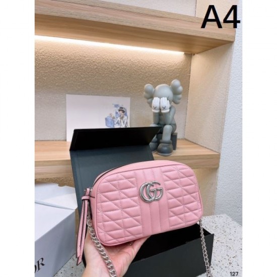 GUCCI Shoulder Bag 2023FW Popular ☆ Recommended for Autumn GUCCI Shoulder Bag 2023FW Popular ☆ Recommended for Autumn