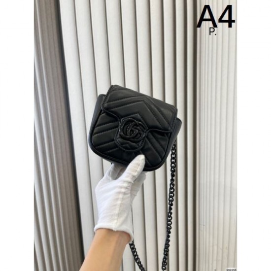 GUCCI Shoulder Bag 2023FW Beautiful Silhouette GUCCI Shoulder Bag 2023FW Beautiful Silhouette