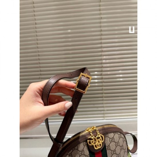 GUCCI Gucci shoulder bag 2023FW logo is cool GUCCI Gucci shoulder bag 2023FW logo is cool