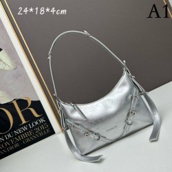 GIVENCHY Tote bag 2023FW Personal style