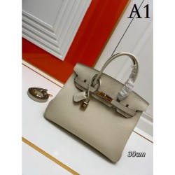 HERMES Tote Bag 2023FW Anyone can be fashionable!