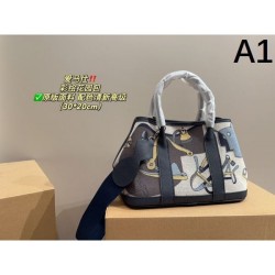 HERMES Hermes tote bag 2023FW Not available in Japan Very popular