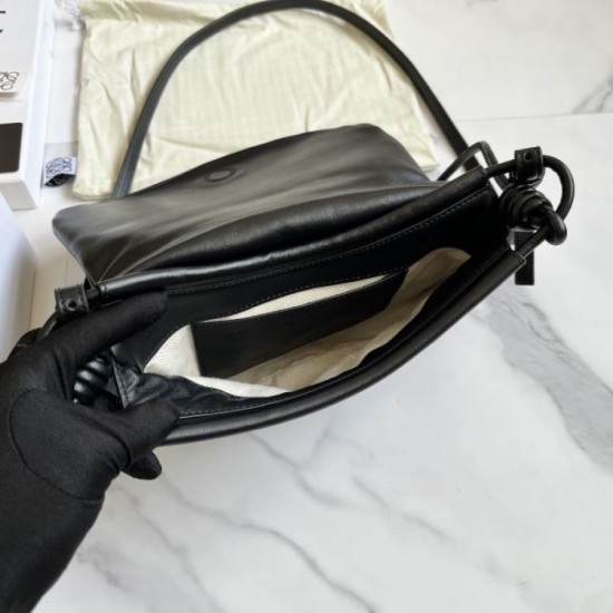 LOEWE Shoulder bag 2023FW New item this fall that you can take for granted LOEWE Shoulder bag 2023FW New item this fall that you can take for granted