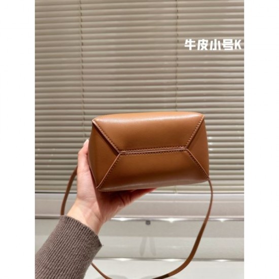 LOEWE Tote Bag 2023FW Casual but highly sensitive LOEWE Tote Bag 2023FW Casual but highly sensitive