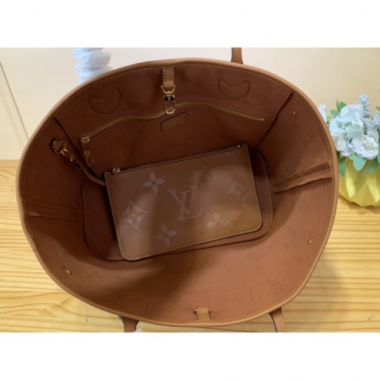 2023SS LOUIS VUITTON Louis Vuitton sophisticated design tote bag 2023SS LOUIS VUITTON Louis Vuitton sophisticated design tote bag