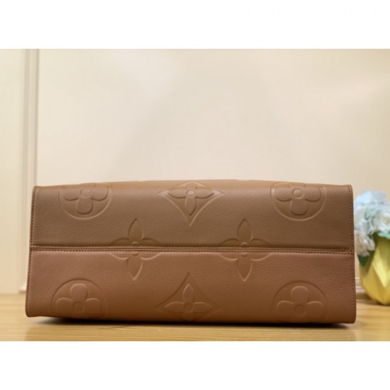 2023SS LOUIS VUITTON Louis Vuitton trendy item tote bag 2023SS LOUIS VUITTON Louis Vuitton trendy item tote bag