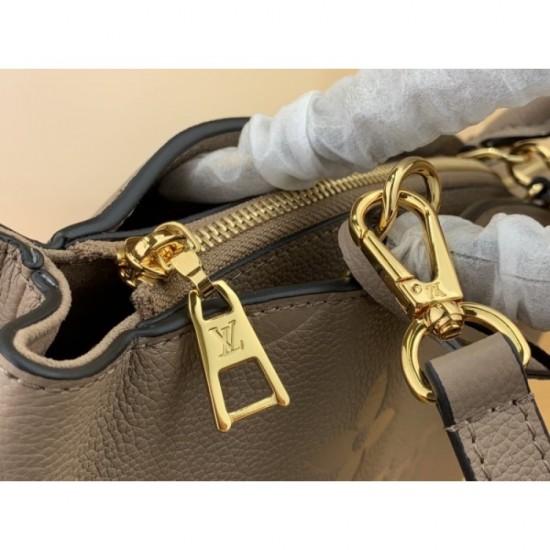 2023SS LOUIS VUITTON Louis Vuitton Summer Trend Tote Bag 2023SS LOUIS VUITTON Louis Vuitton Summer Trend Tote Bag