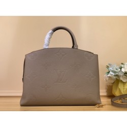 2023SS LOUIS VUITTON Louis Vuitton tote bag with a loose feeling