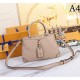 LOUIS VUITTON Louis Vuitton Tote Bag 2023SS Love at first sight LOUIS VUITTON Louis Vuitton Tote Bag 2023SS Love at first sight