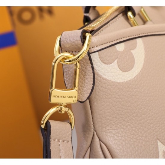 LOUIS VUITTON Louis Vuitton Tote Bag 2023SS Love at first sight LOUIS VUITTON Louis Vuitton Tote Bag 2023SS Love at first sight