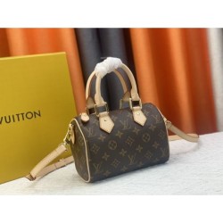 LOUIS VUITTON Tote Bag 2023FW Recommended Coordination