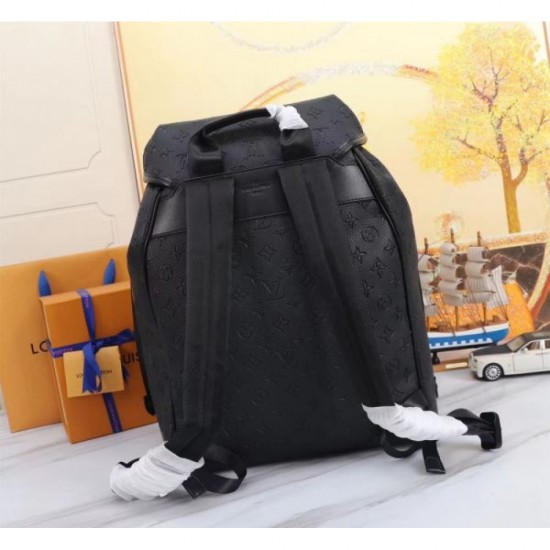 LOUIS VUITTON Backpack 2023FW Pre-order item LOUIS VUITTON Backpack 2023FW Pre-order item