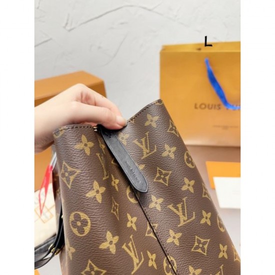 LOUIS VUITTON Shoulder Bag 2023FW Featured No.1 LOUIS VUITTON Shoulder Bag 2023FW Featured No.1