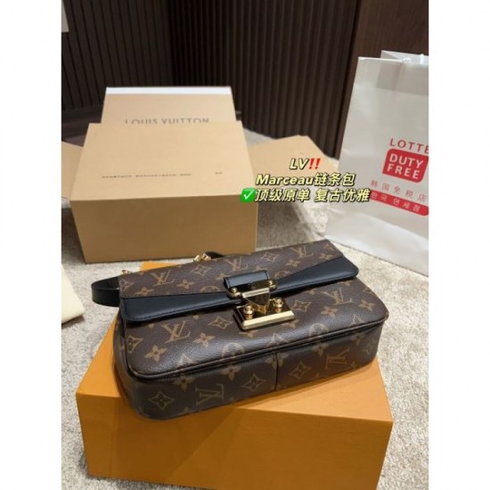 LOUIS VUITTON Shoulder Bag 2023FW Reserved LOUIS VUITTON Shoulder Bag 2023FW Reserved