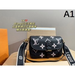 LOUIS VUITTON Shoulder bag 2023FW Love at first sight