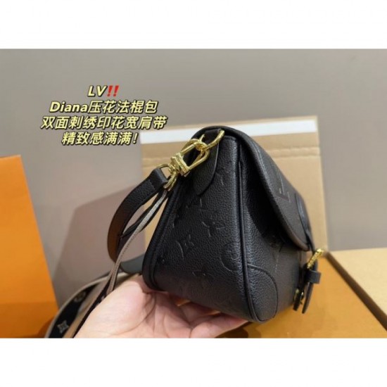LOUIS VUITTON Shoulder bag 2023FW Hard to obtain LOUIS VUITTON Shoulder bag 2023FW Hard to obtain