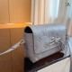 LOUIS VUITTON Shoulder Bag 2023FW Surprising Price LOUIS VUITTON Shoulder Bag 2023FW Surprising Price