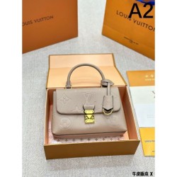 LOUIS VUITTON Louis Vuitton tote bag 2023FW new limited edition