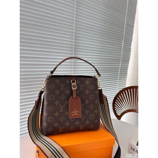 LOUIS VUITTON Louis Vuitton tote bag 2023FW new addition LOUIS VUITTON Louis Vuitton tote bag 2023FW new addition