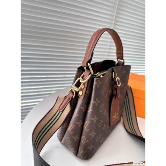 LOUIS VUITTON Louis Vuitton tote bag 2023FW new addition LOUIS VUITTON Louis Vuitton tote bag 2023FW new addition