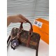 LOUIS VUITTON Louis Vuitton tote bag 2023FW magazine publication LOUIS VUITTON Louis Vuitton tote bag 2023FW magazine publication