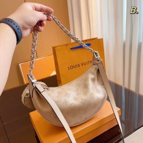 LOUIS VUITTON Louis Vuitton tote bag 2023FW difficult to obtain LOUIS VUITTON Louis Vuitton tote bag 2023FW difficult to obtain