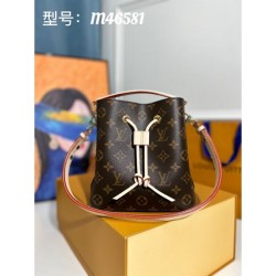 LOUIS VUITTON Louis Vuitton tote bag 2023FW very popular limited color