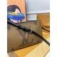 LOUIS VUITTON Shoulder bag 2023FW I definitely want this winter LOUIS VUITTON Shoulder bag 2023FW I definitely want this winter